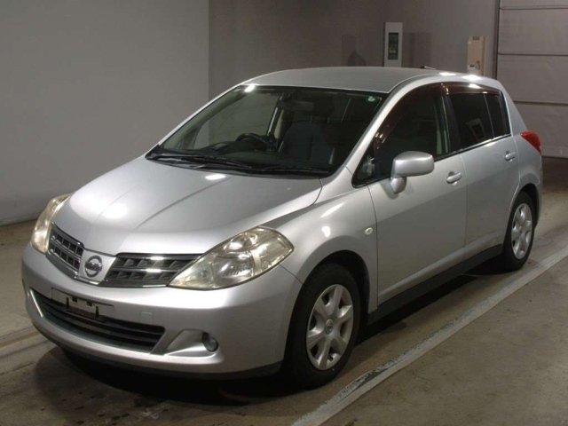 NISSAN TIIDA 2008