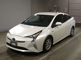 TOYOTA PRIUS 2018
