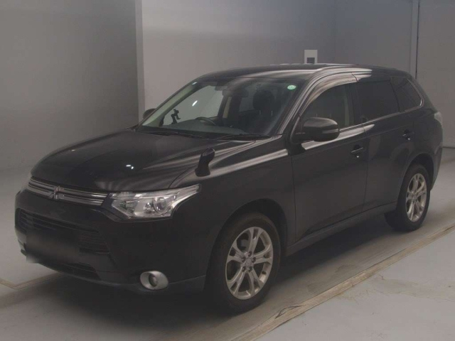 MITSUBISHI OUTLANDER 2013
