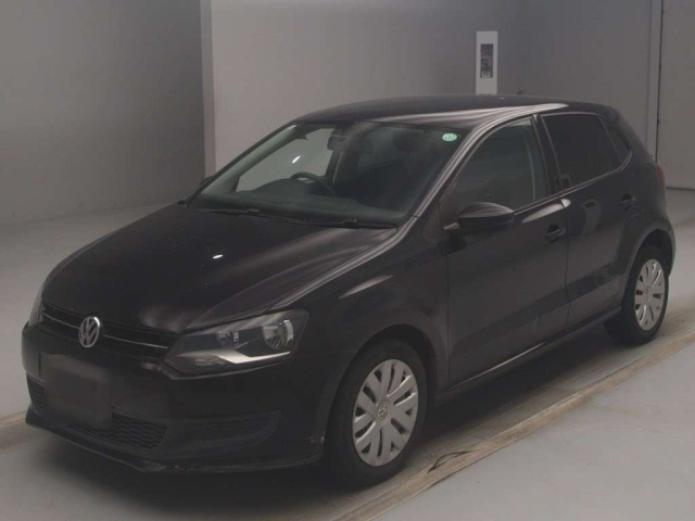 VOLKSWAGEN POLO 2011
