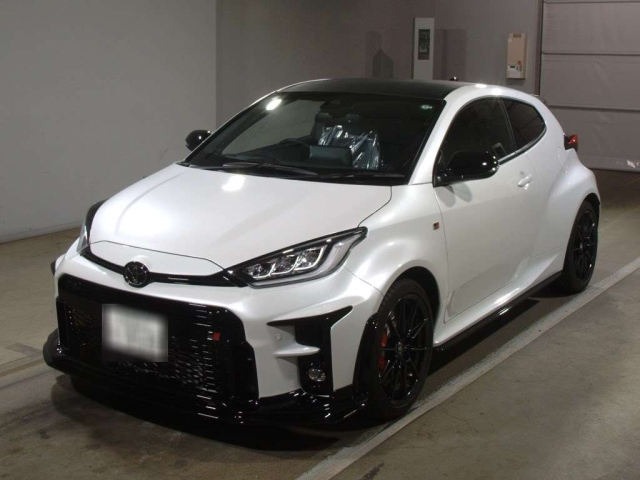 TOYOTA YARIS 2024