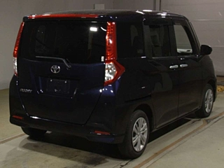TOYOTA ROOMY 2021