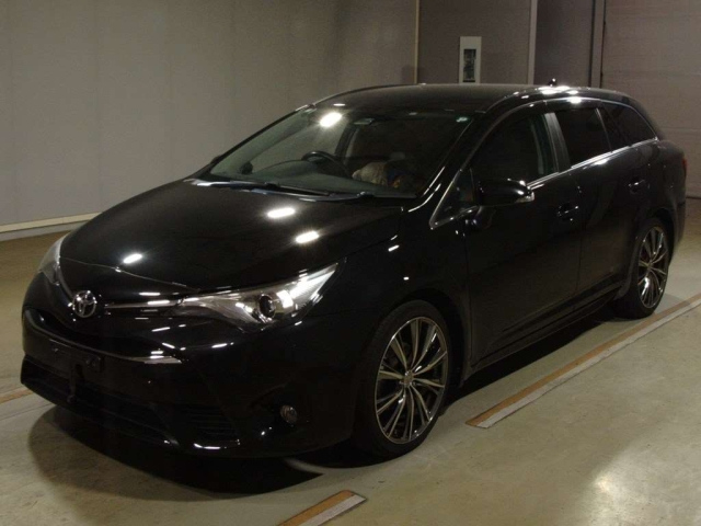 TOYOTA AVENSIS WAGON 2018