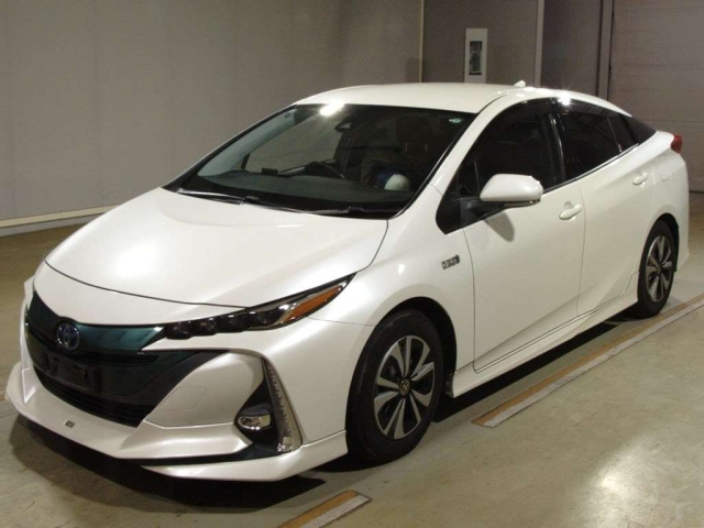 TOYOTA PRIUS PHV 2017