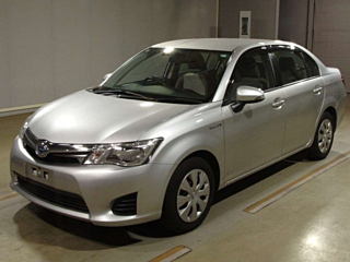 TOYOTA COROLLA AXIO 2013
