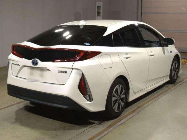 TOYOTA PRIUS PHV 2017