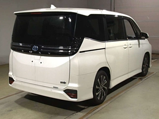 TOYOTA VOXY 2024