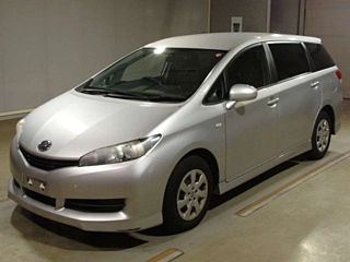 TOYOTA WISH 2010