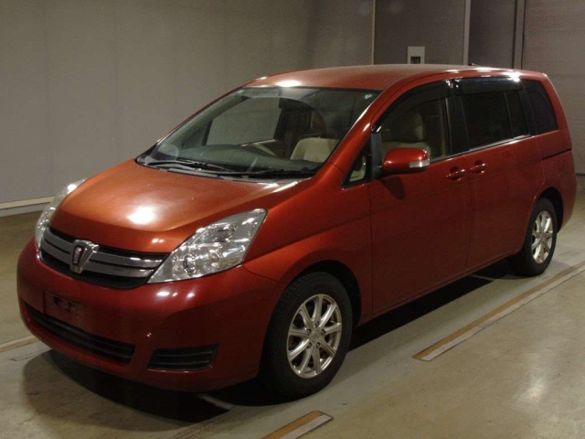 TOYOTA ISIS 2013