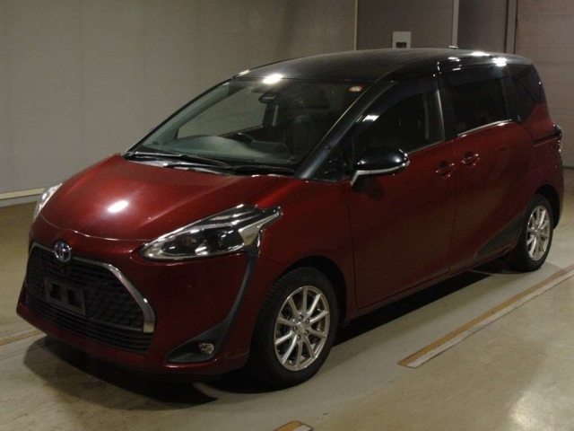 TOYOTA SIENTA 2021
