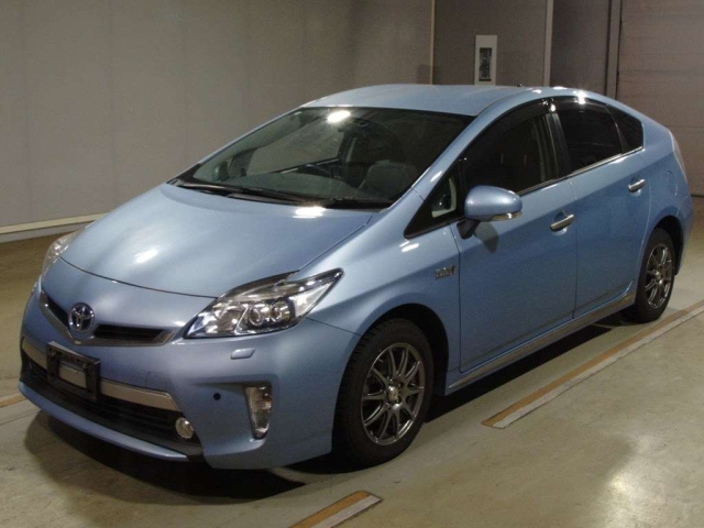 TOYOTA PRIUS PHV 2015