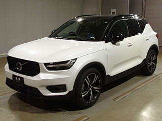 VOLVO XC40 2020