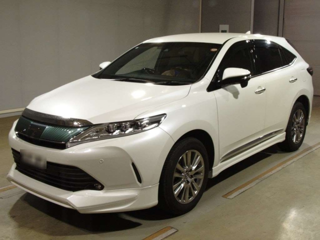 TOYOTA HARRIER 2019