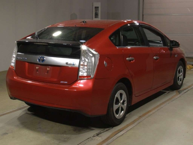 TOYOTA PRIUS PHV 2013
