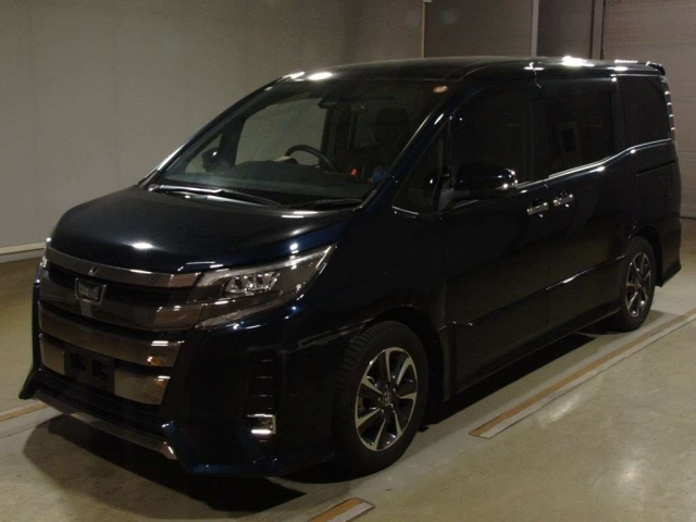 TOYOTA NOAH 2019
