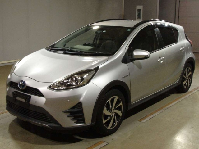 TOYOTA AQUA 2018