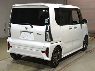 DAIHATSU TANTO 2020