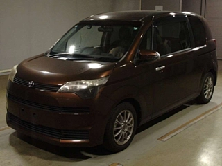 TOYOTA SPADE 2013