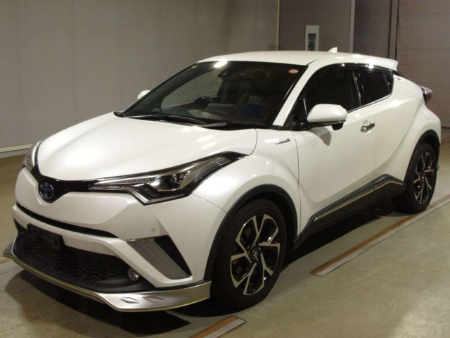TOYOTA C-HR 2017