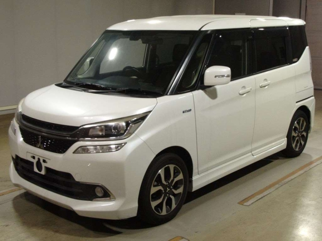 MITSUBISHI DELICA D2 2017