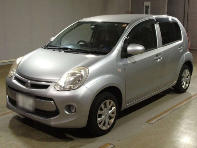 TOYOTA PASSO 2016