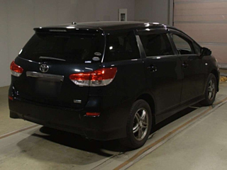 TOYOTA WISH 2010