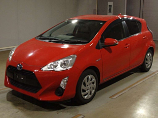 TOYOTA AQUA 2015