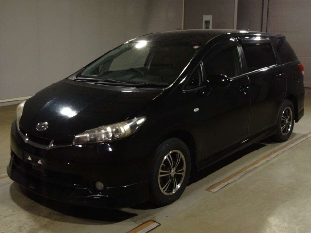 TOYOTA WISH 2010