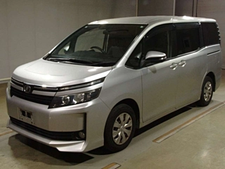 TOYOTA VOXY 2014