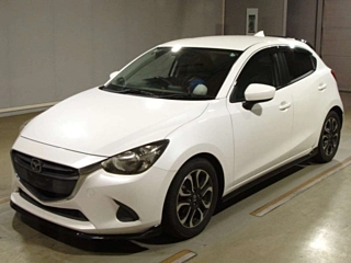 MAZDA DEMIO 2015