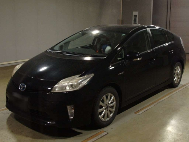 TOYOTA PRIUS 2013