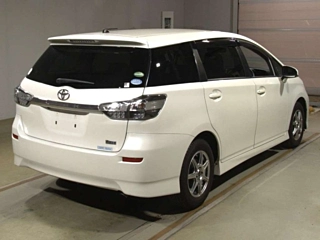 TOYOTA WISH 2016