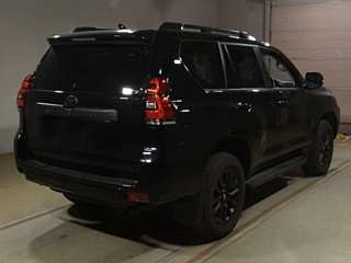 TOYOTA LAND CRUISER PRADO 2023