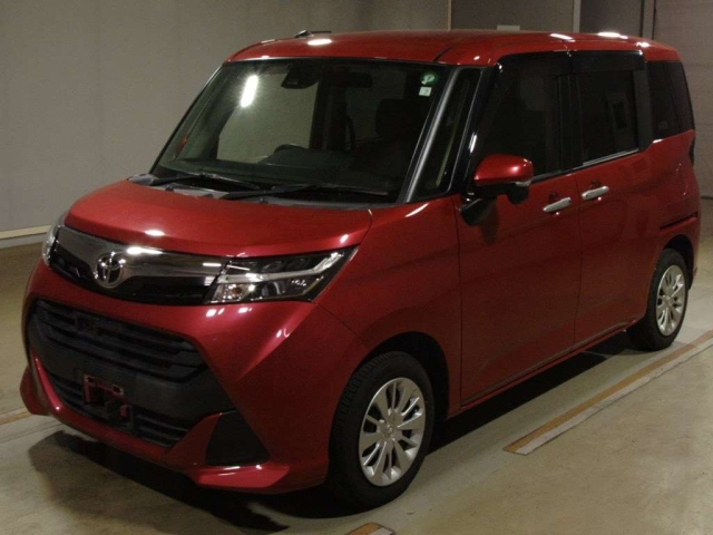TOYOTA TANK 2018