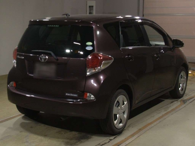 TOYOTA RACTIS 2014