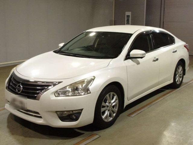 NISSAN TEANA 2015