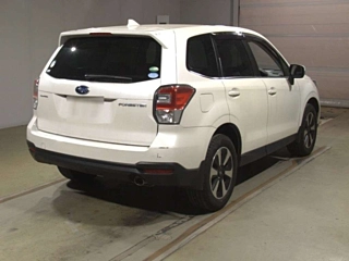 SUBARU FORESTER 2017