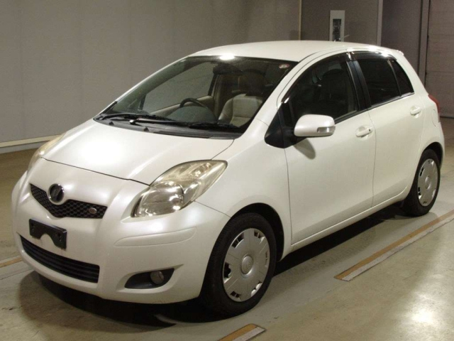 TOYOTA VITZ 2008