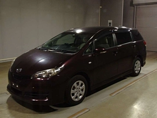 TOYOTA WISH 2011