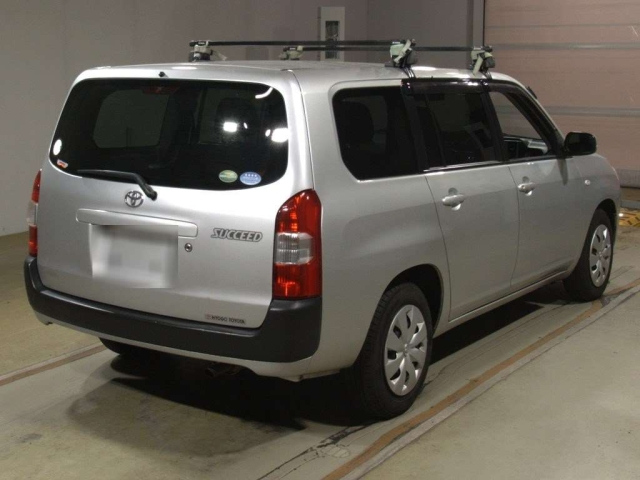 TOYOTA SUCCEED 2016