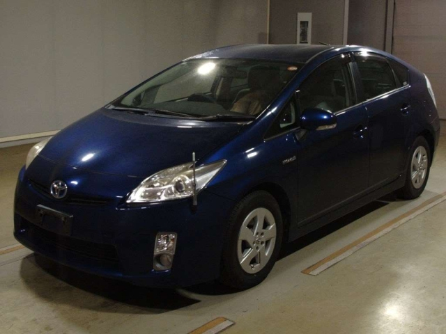 TOYOTA PRIUS 2010