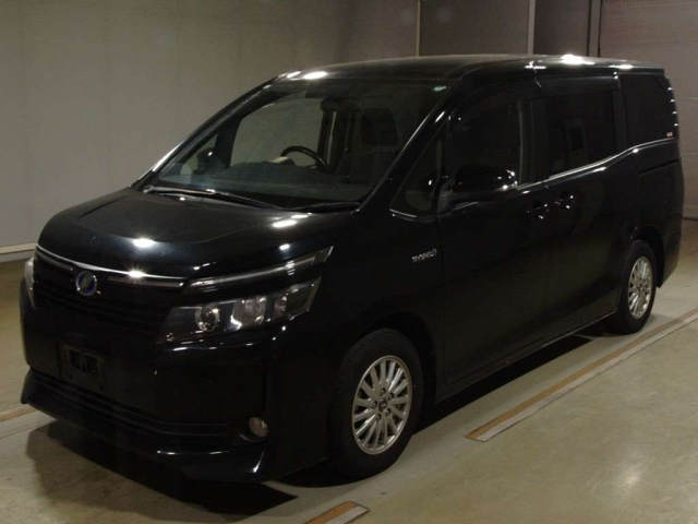 TOYOTA VOXY 2015