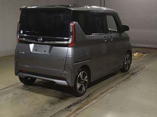 NISSAN ROOX 2024
