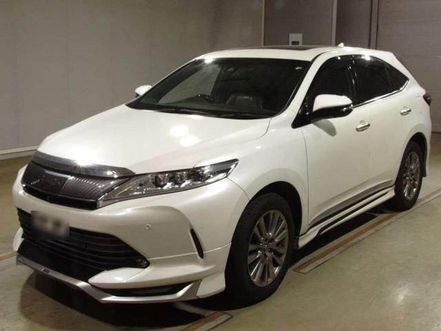 TOYOTA HARRIER 2019