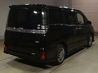 TOYOTA VOXY 2020