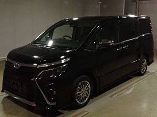 TOYOTA VOXY 2020