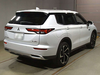 MITSUBISHI OUTLANDER PHEV 2023