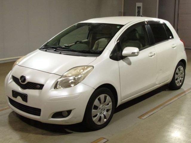 TOYOTA VITZ 2008