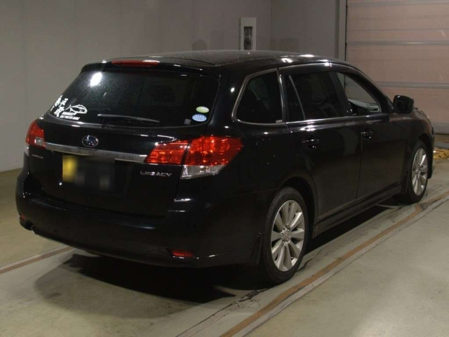 SUBARU LEGACY 2011
