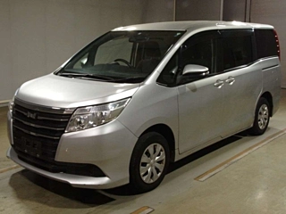 TOYOTA NOAH 2014